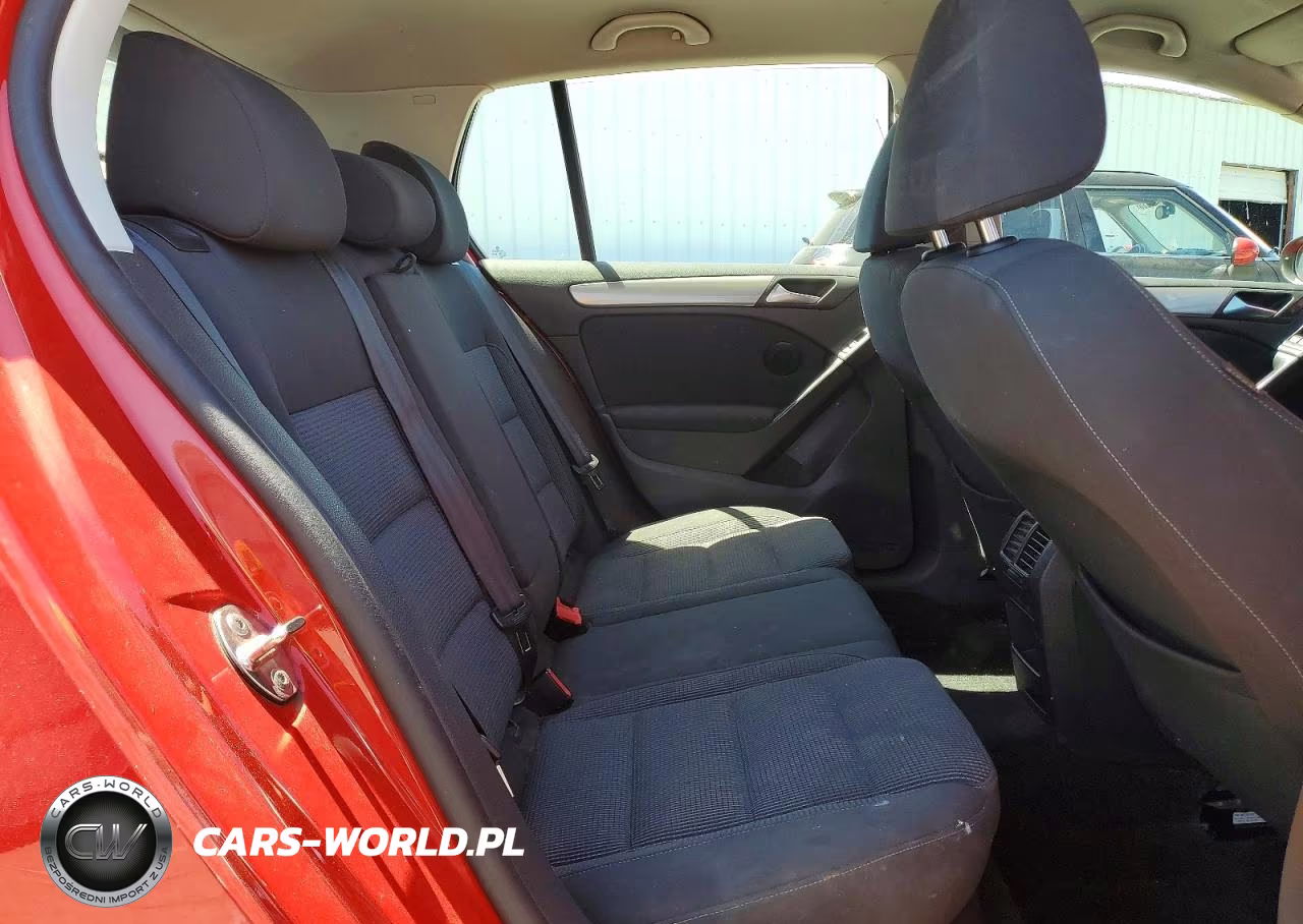 2013 Volkswagen Golf VIN:WVWDB7AJ1DW093755 - 10