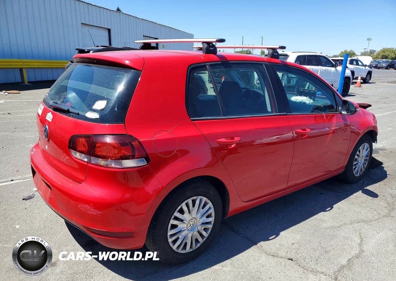 2013 Volkswagen Golf VIN:WVWDB7AJ1DW093755 - 3