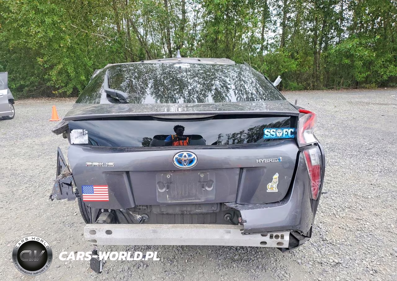 2017 Toyota Prius Two VIN:JTDKBRFU3H3572501 - 6