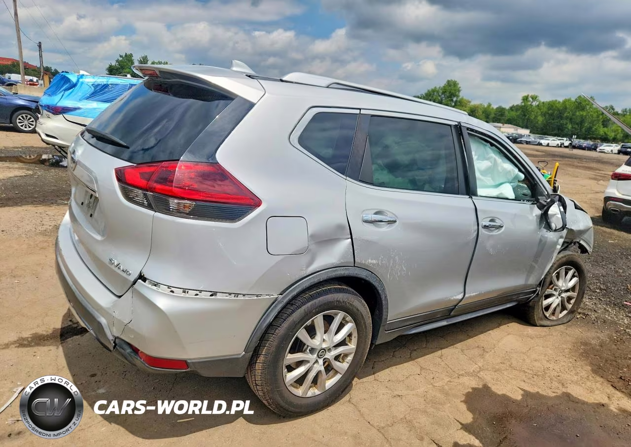 2018 Nissan Rogue Sv VIN:KNMAT2MV1JP529009 - 3