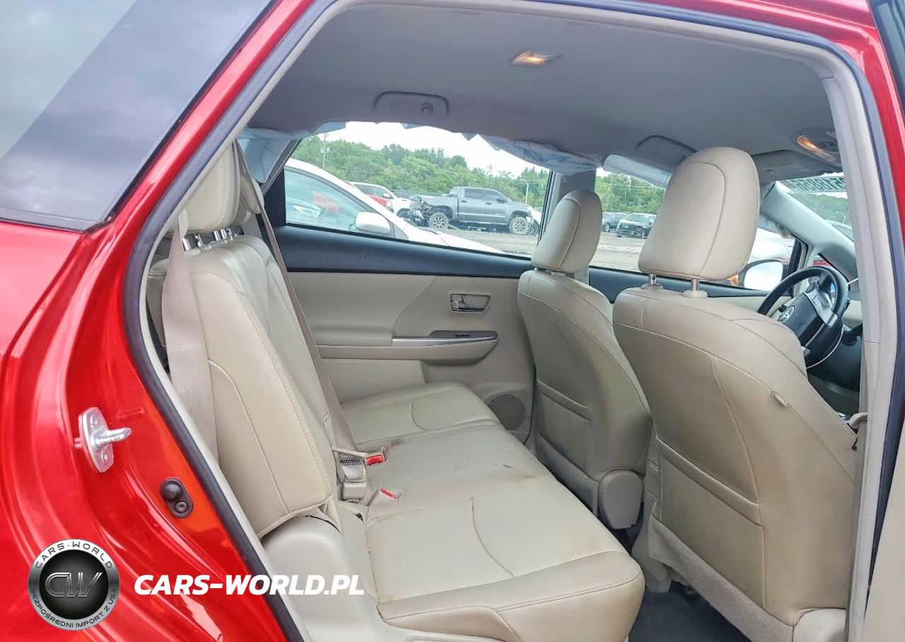 2015 Toyota Prius V Four VIN:JTDZN3EU7FJ016642 - 10