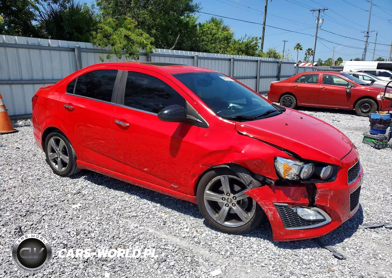 2015 Chevrolet Sonic Rs VIN:1G1JG5SB5F4174801 - 4