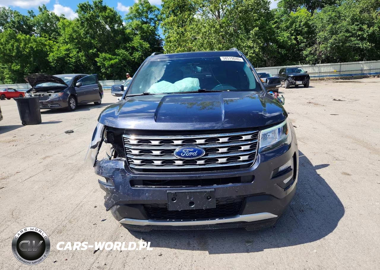 2017 Ford Explorer Xlt VIN:1FM5K8D84HGA56682 - 5