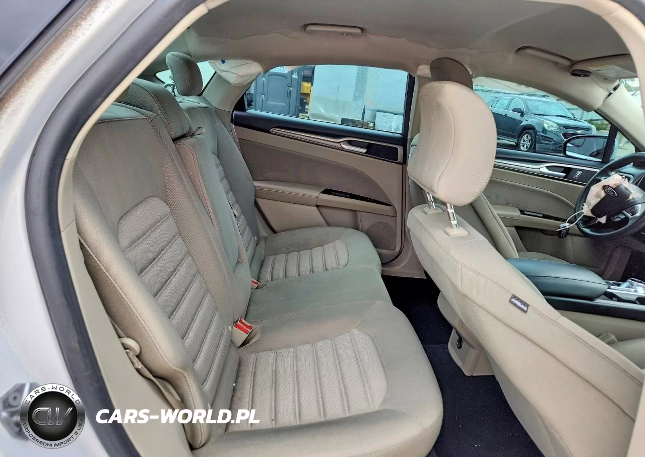 2017 Ford Fusion Se VIN:3FA6P0H75HR319645 - 10