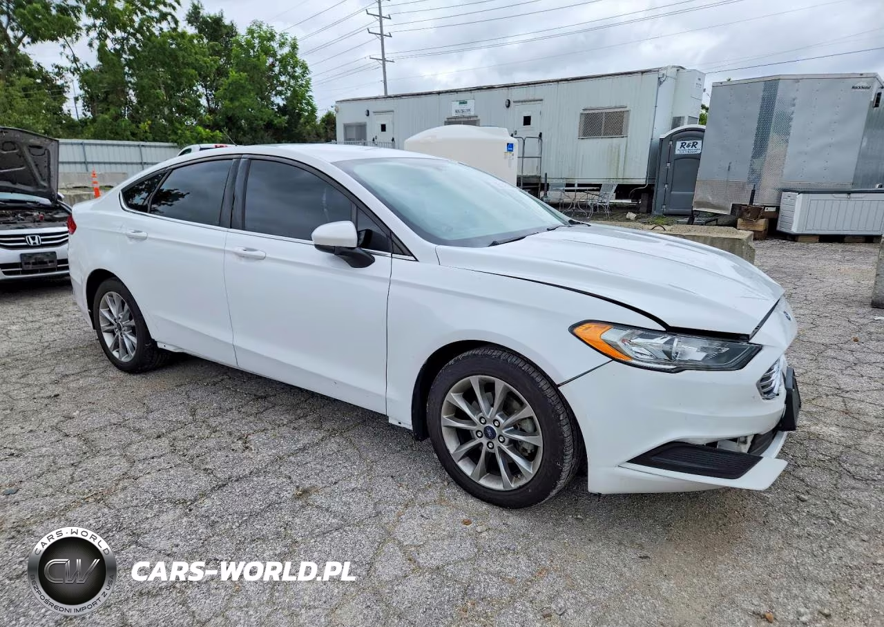 2017 Ford Fusion Se VIN:3FA6P0H75HR319645 - 4