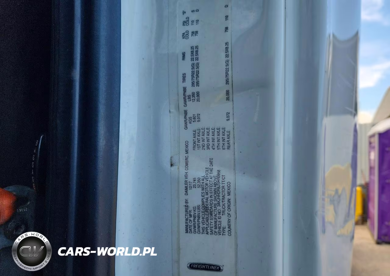 2018 Freightliner Cascadia 126 VIN:3AKJHHDR8JSHR0958 - 10