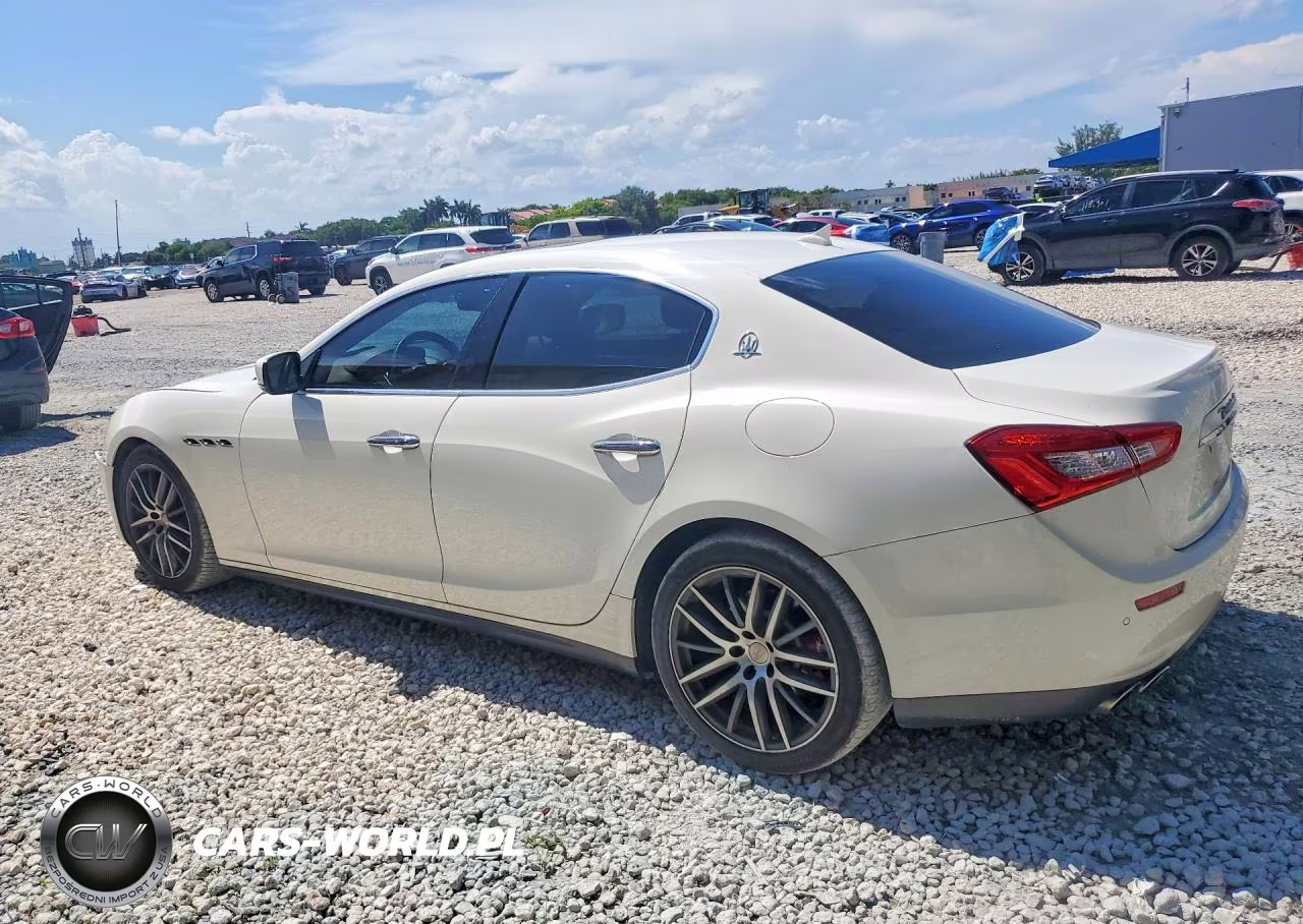 2016 Maserati Ghibli VIN:ZAM57XSA9G1175413 - 2