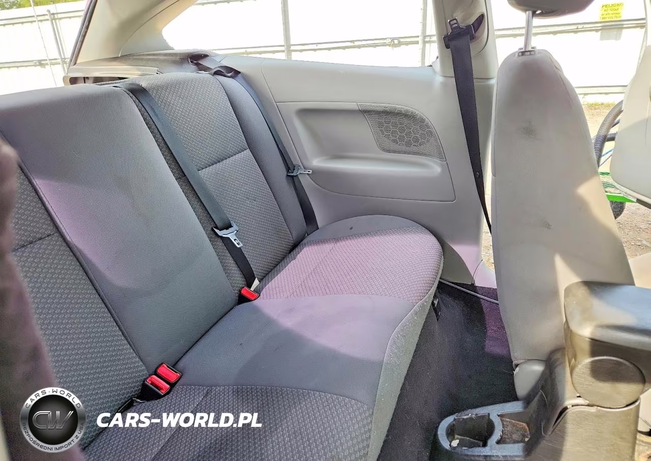 2006 Ford Focus Zx3 VIN:1FAFP31N86W214697 - 10