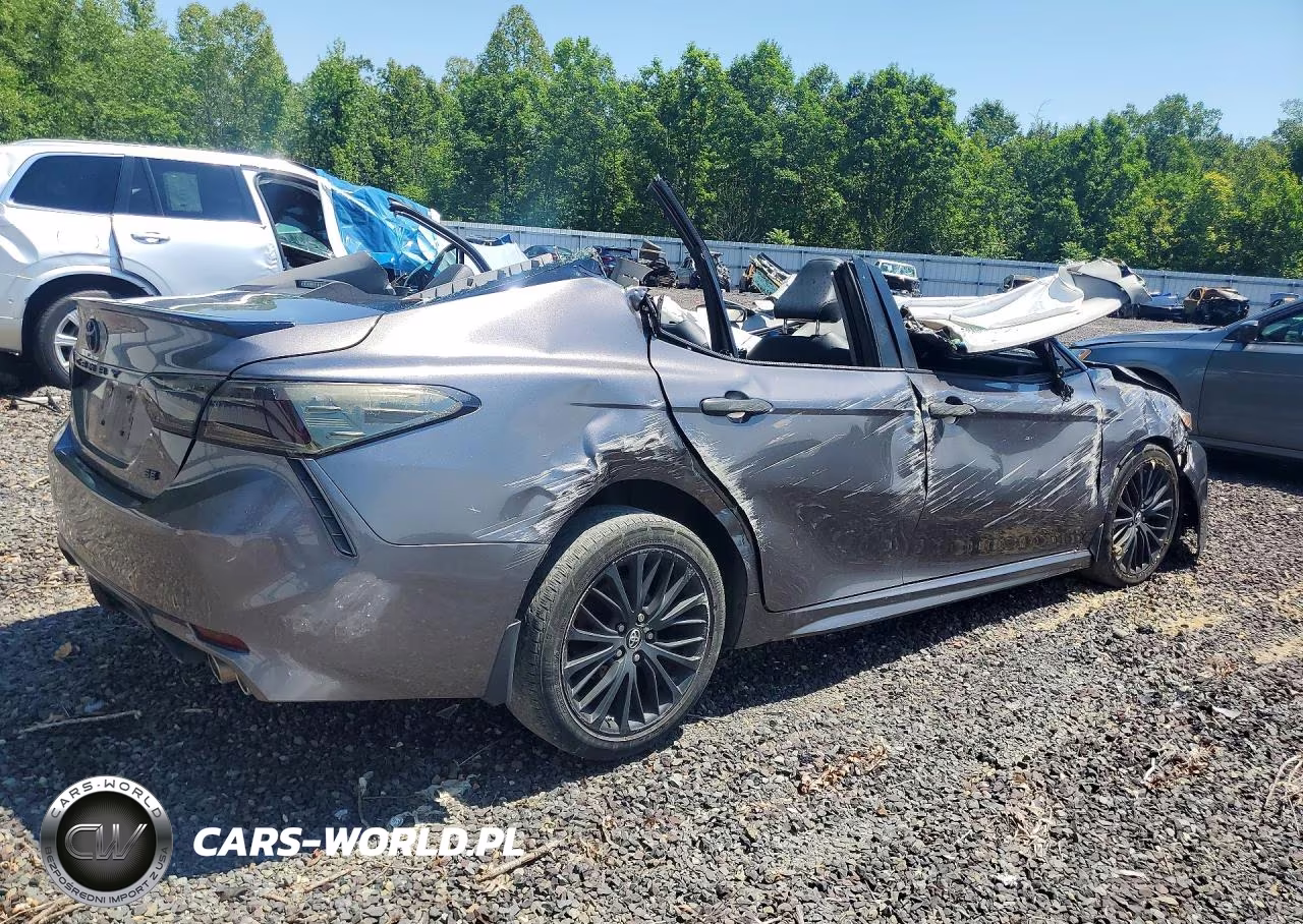 2018 Toyota Camry Se VIN:4T1B11HK7JU510191 - 3