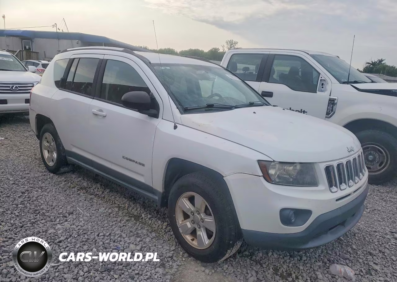 2015 Jeep Compass Sport VIN:1C4NJCBA6FD170598 - 4