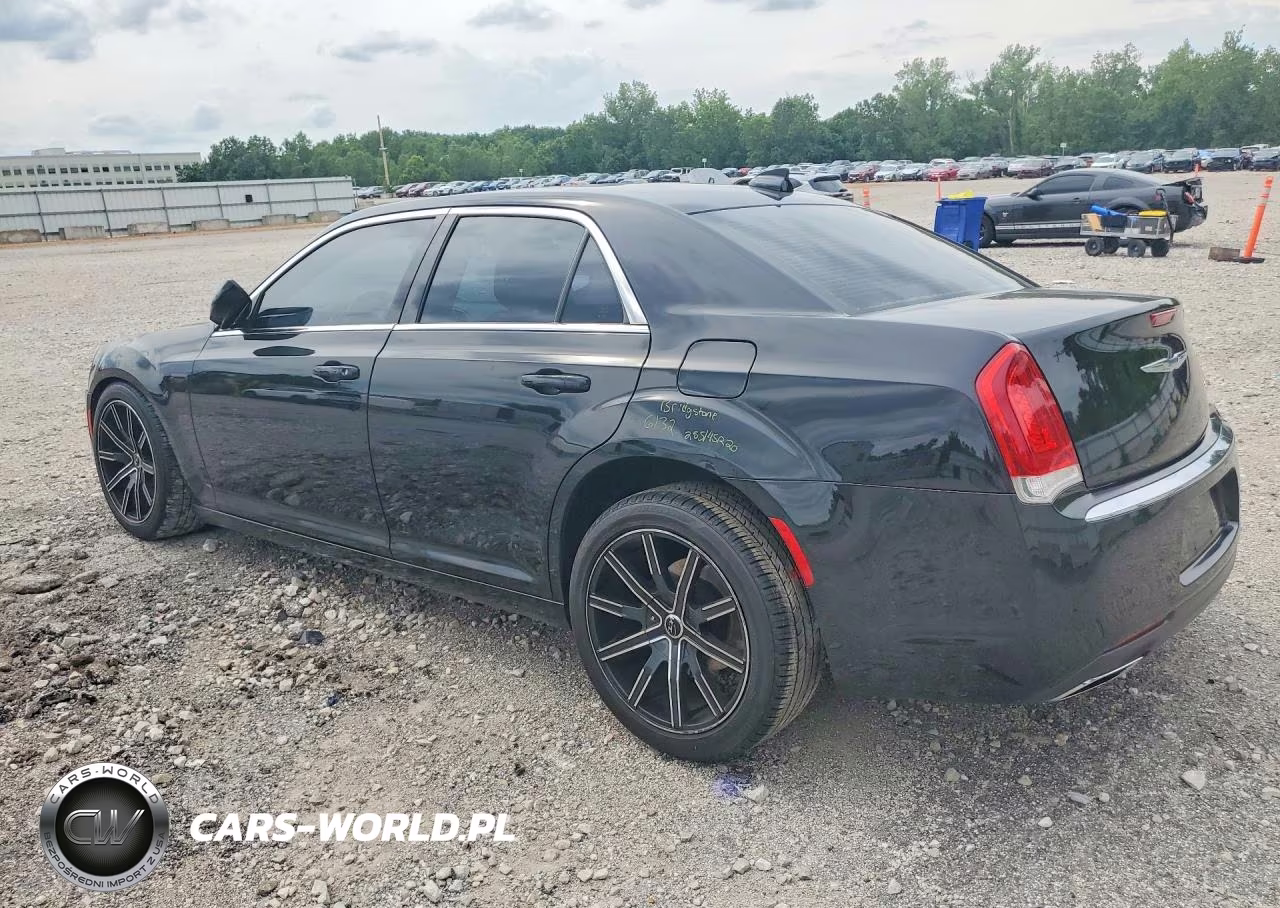 2017 Chrysler 300 Limited VIN:2C3CCAAG8HH662149 - 2