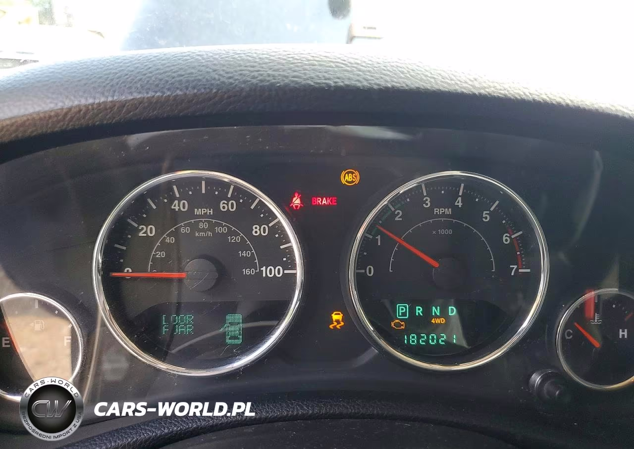 2011 Jeep Wrangler Sahara VIN:1J4AA5D14BL539573 - 9