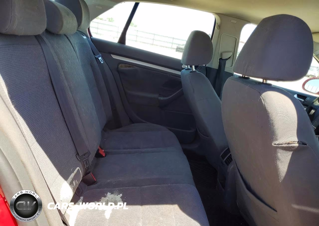 2007 Volkswagen Jetta VIN:3VWGG71K77M196235 - 10