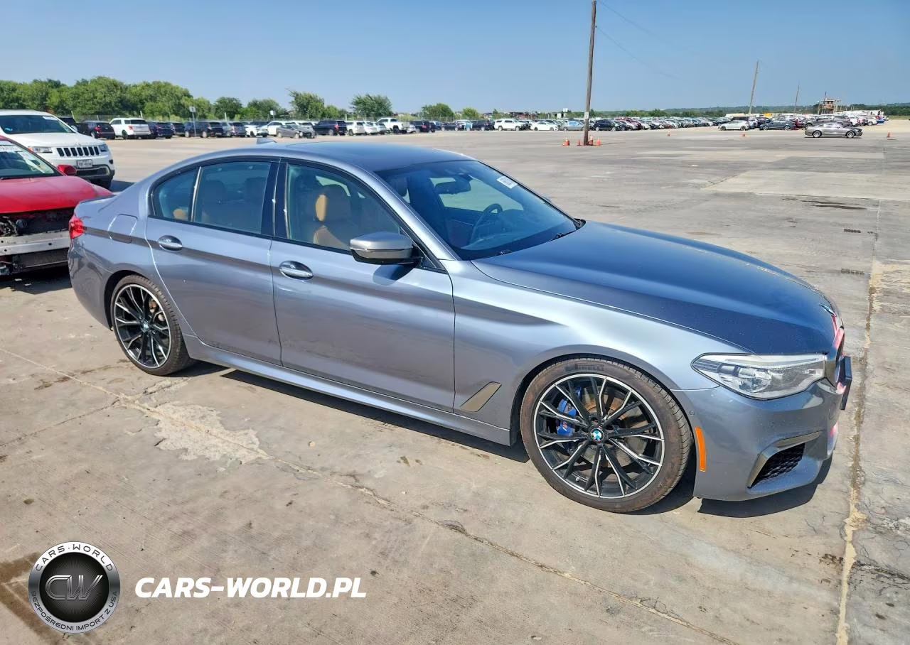 2018 BMW M550Xi VIN:WBAJB9C5XJB035786 - 4