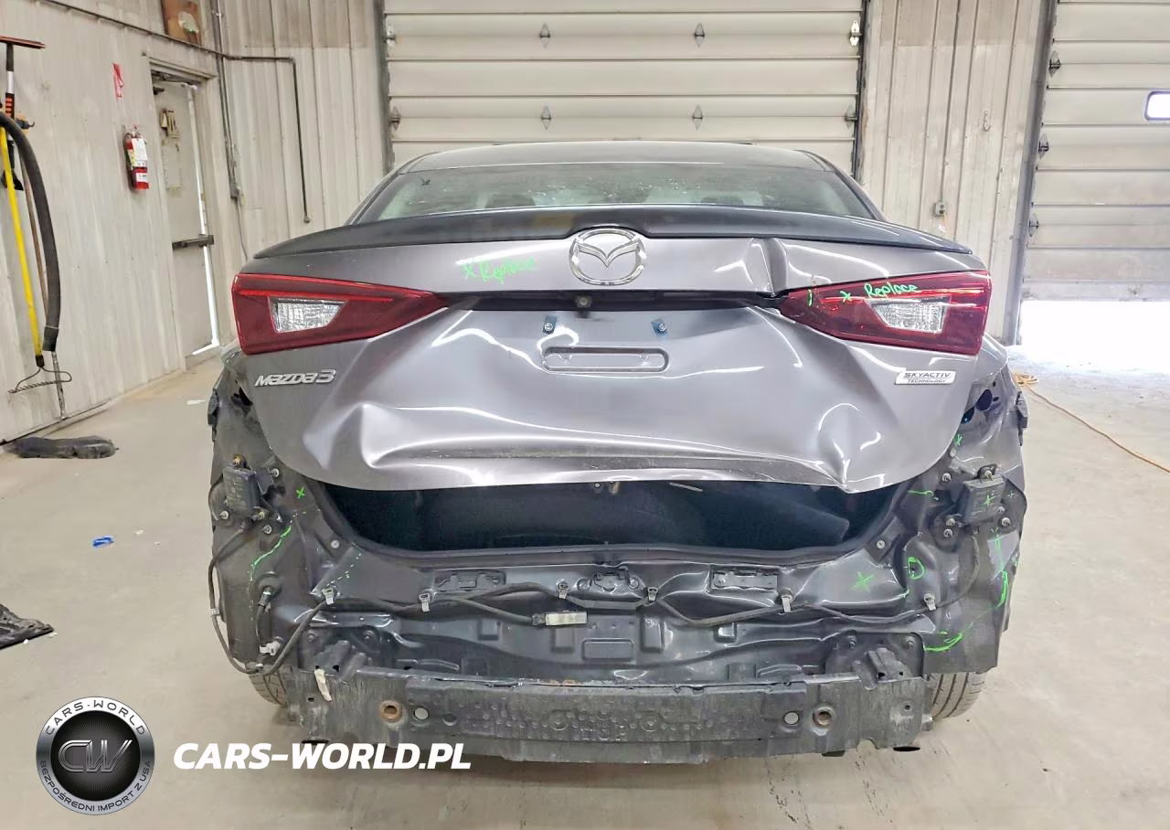 2018 Mazda 3 Touring VIN:3MZBN1V35JM248212 - 6