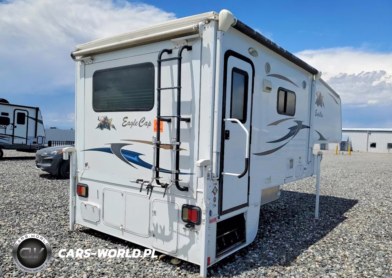 2013 Adventurer Eagle Cap Camper VIN:ECC116050251 - 4