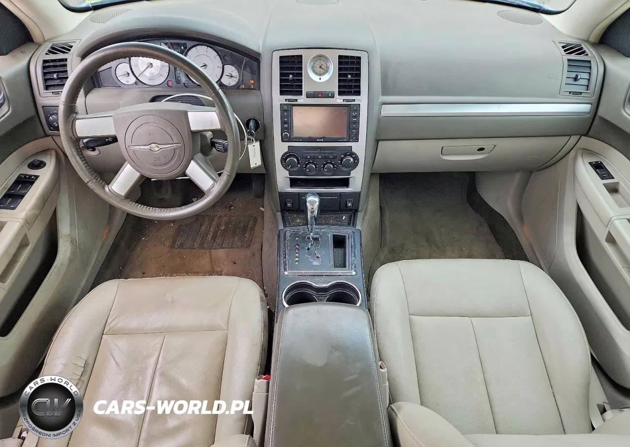 2009 Chrysler 300 Touring VIN:2C3KA53V49H624018 - 8