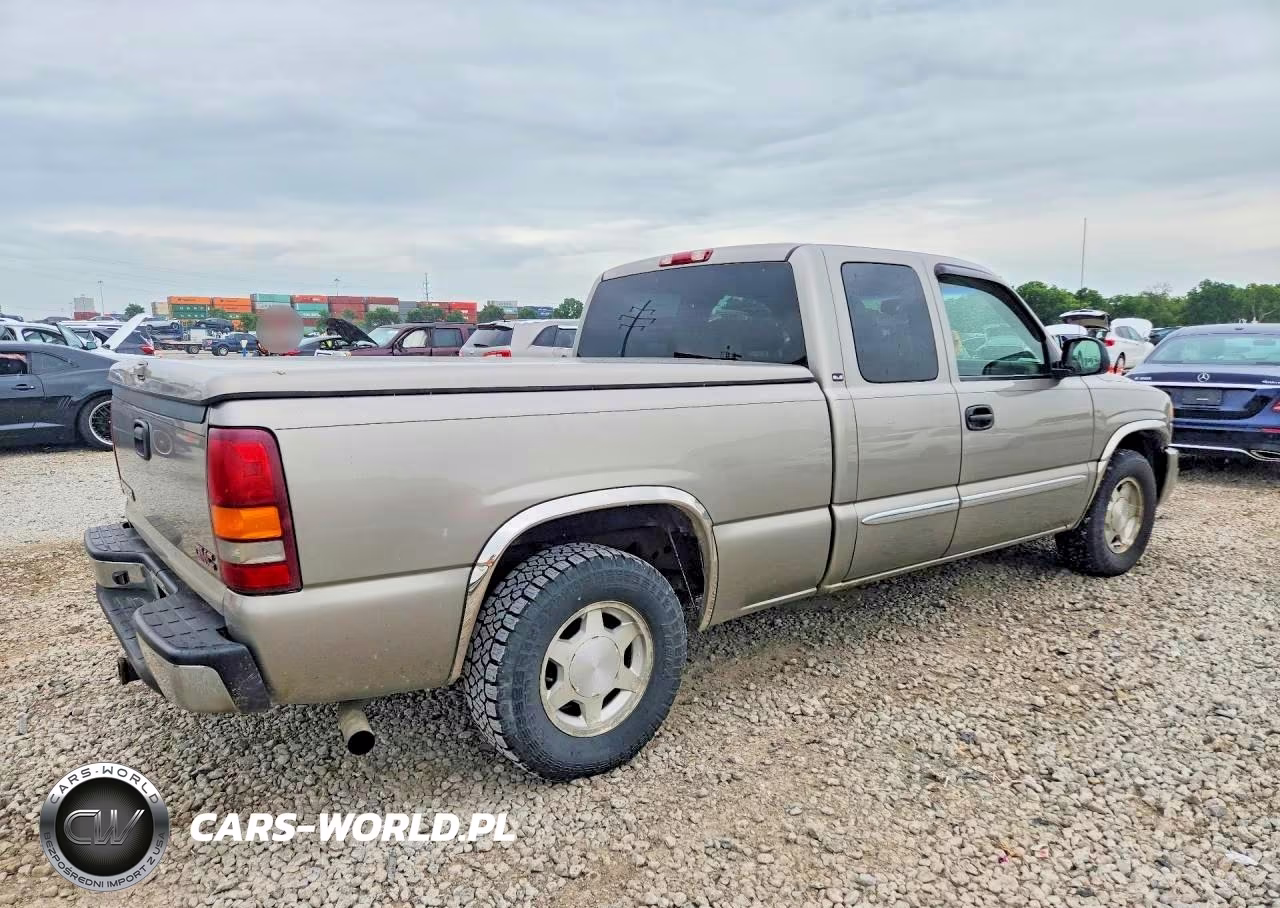 2003 GMC New Sierra C1500 VIN:2GTEC19T931134692 - 3