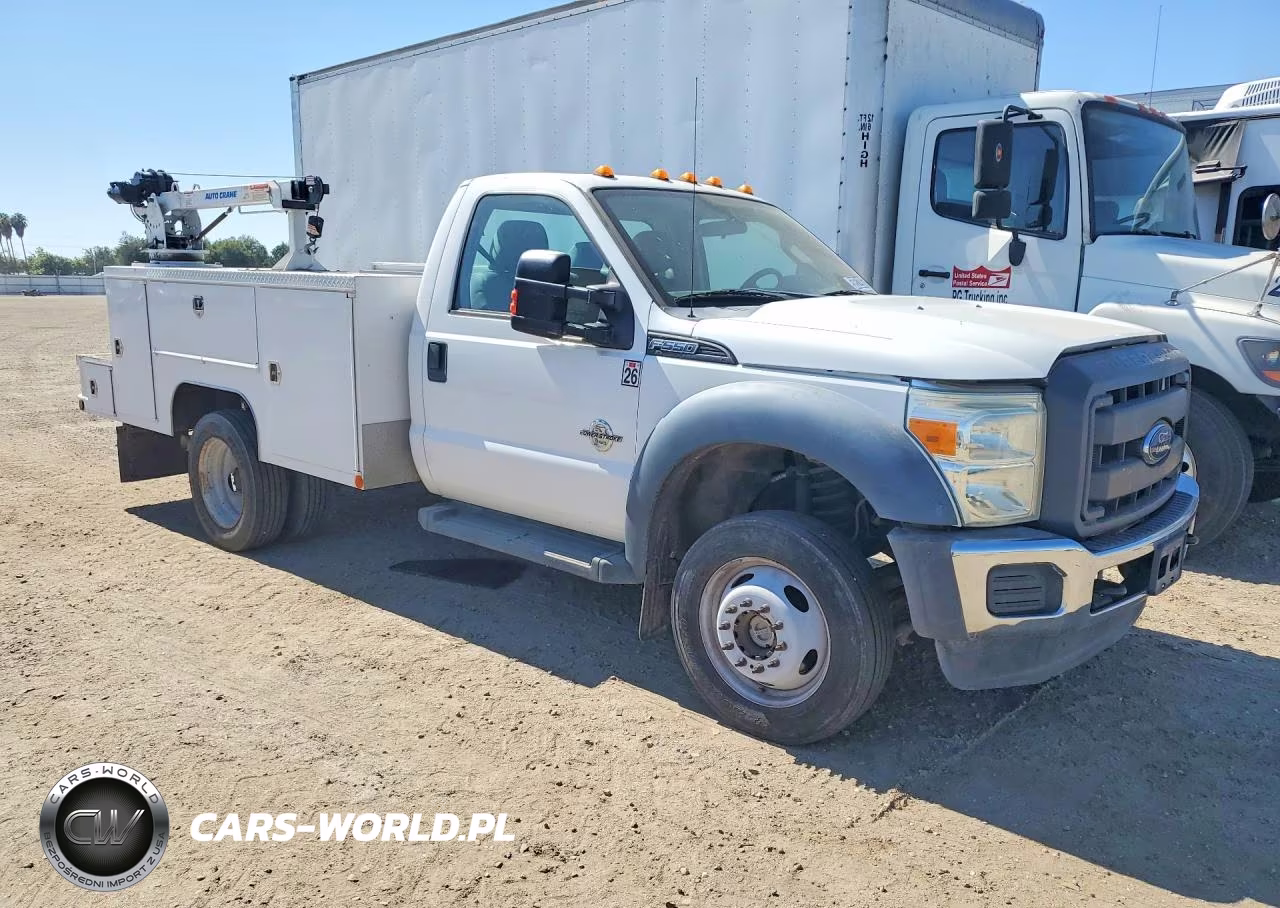 2016 Ford F550 Super Duty VIN:1FDUF5HT8GEA30352 - 4