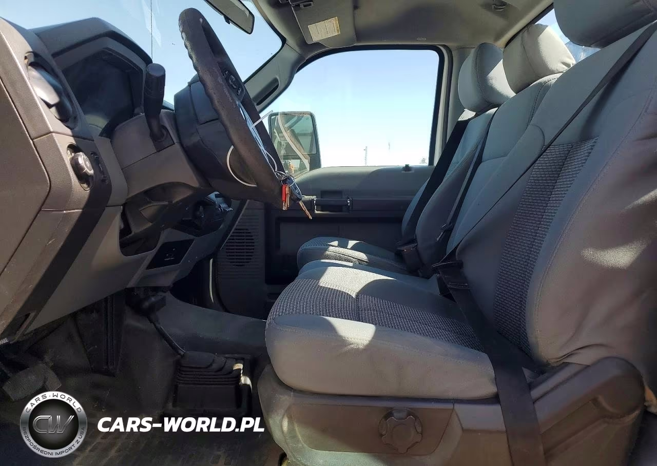 2016 Ford F550 Super Duty VIN:1FDUF5HT8GEA30352 - 7