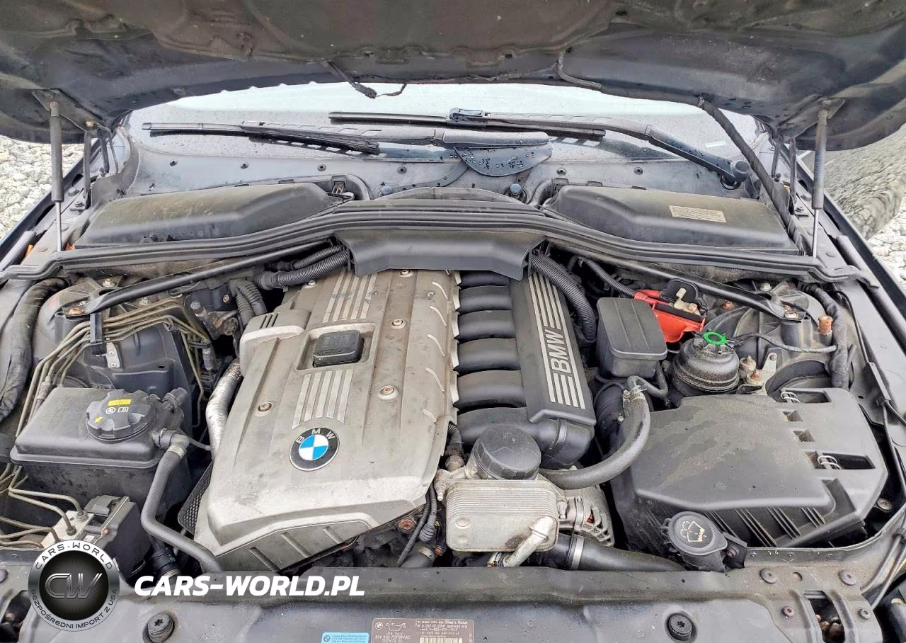 2007 BMW 525 Xi VIN:WBANF33507CS39051 - 11