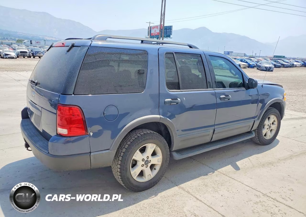 2003 Ford Explorer Xlt VIN:1FMZU73K83UC00103 - 3