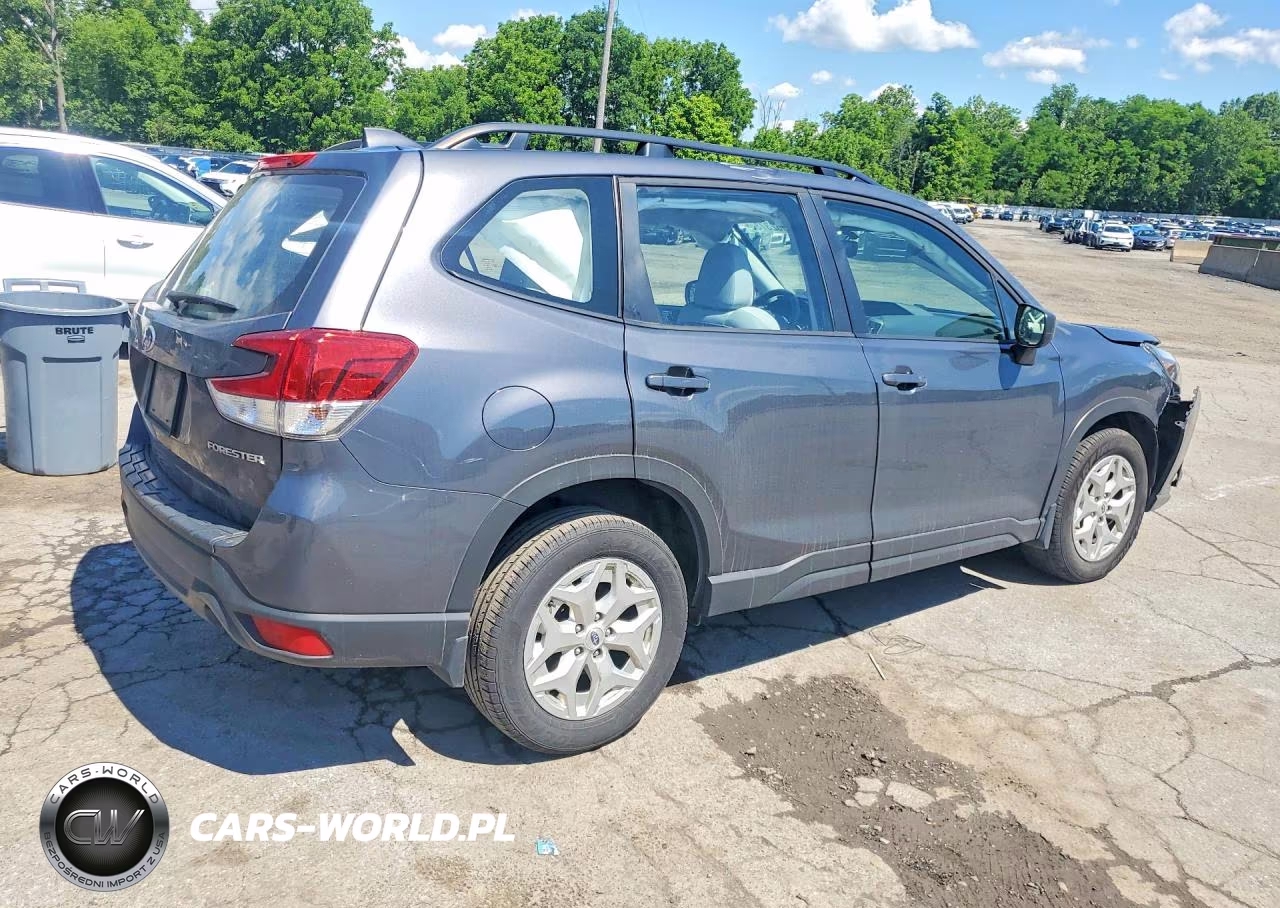 2023 Subaru Forester VIN:JF2SKACC7PH536228 - 3