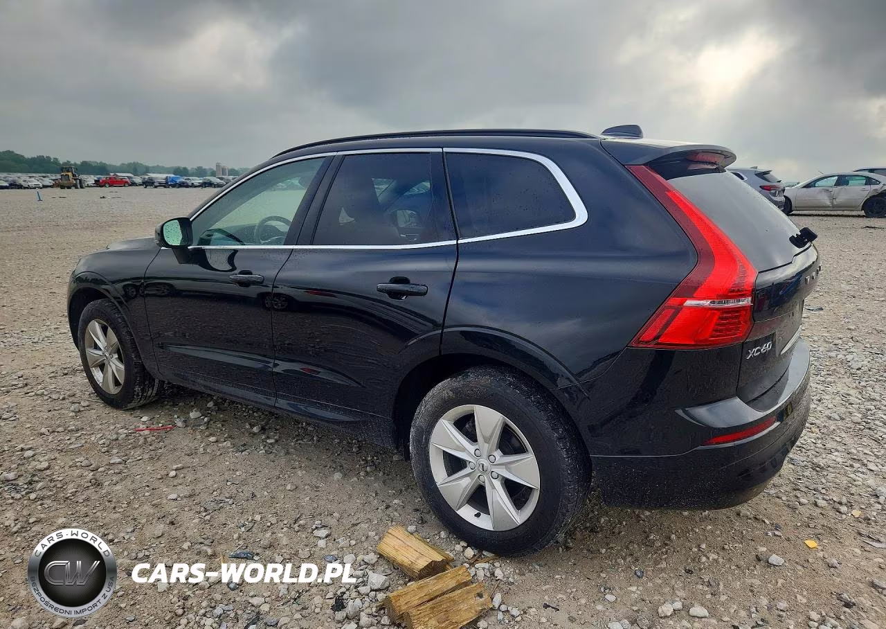 2022 Volvo Xc60 B5 Momentum VIN:YV4L12RK2N1052013 - 2