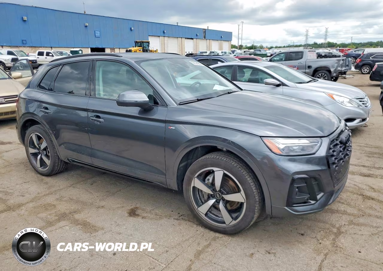2023 Audi Q5 Premium Plus 45 VIN:WA1EAAFY2P2143109 - 4