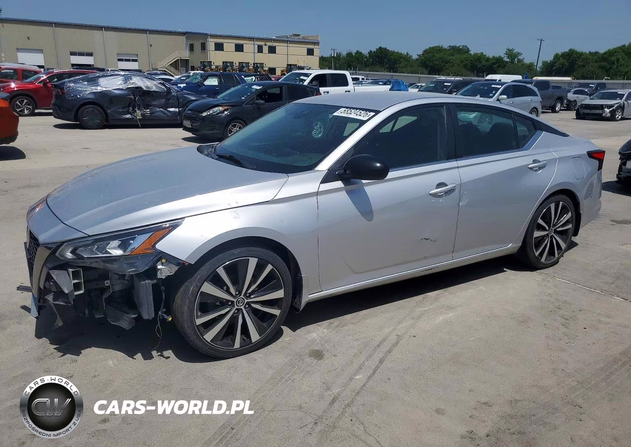 2020 Nissan Altima Sr – zdjęcie 1 z 12