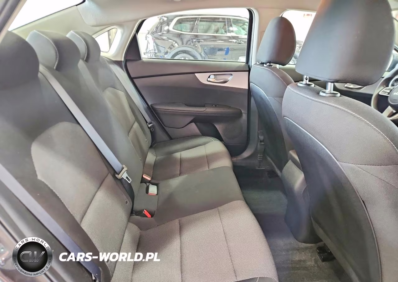 2024 Kia Forte Lx VIN:3KPF24AD7RE784713 - 10