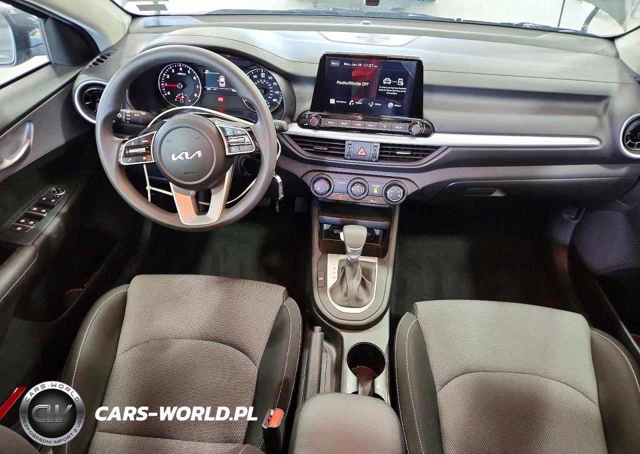 2024 Kia Forte Lx VIN:3KPF24AD7RE784713 - 8