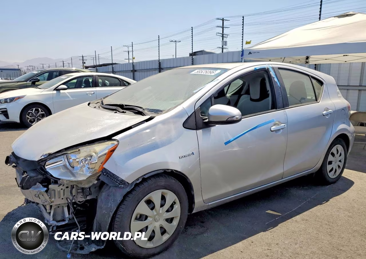 2014 Toyota Prius C One