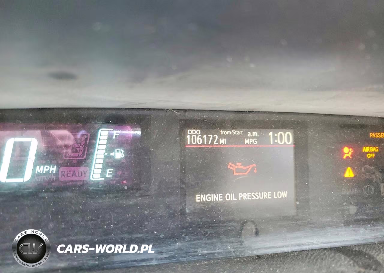 2014 Toyota Prius C One VIN:JTDKDTB31E1565770 - 9