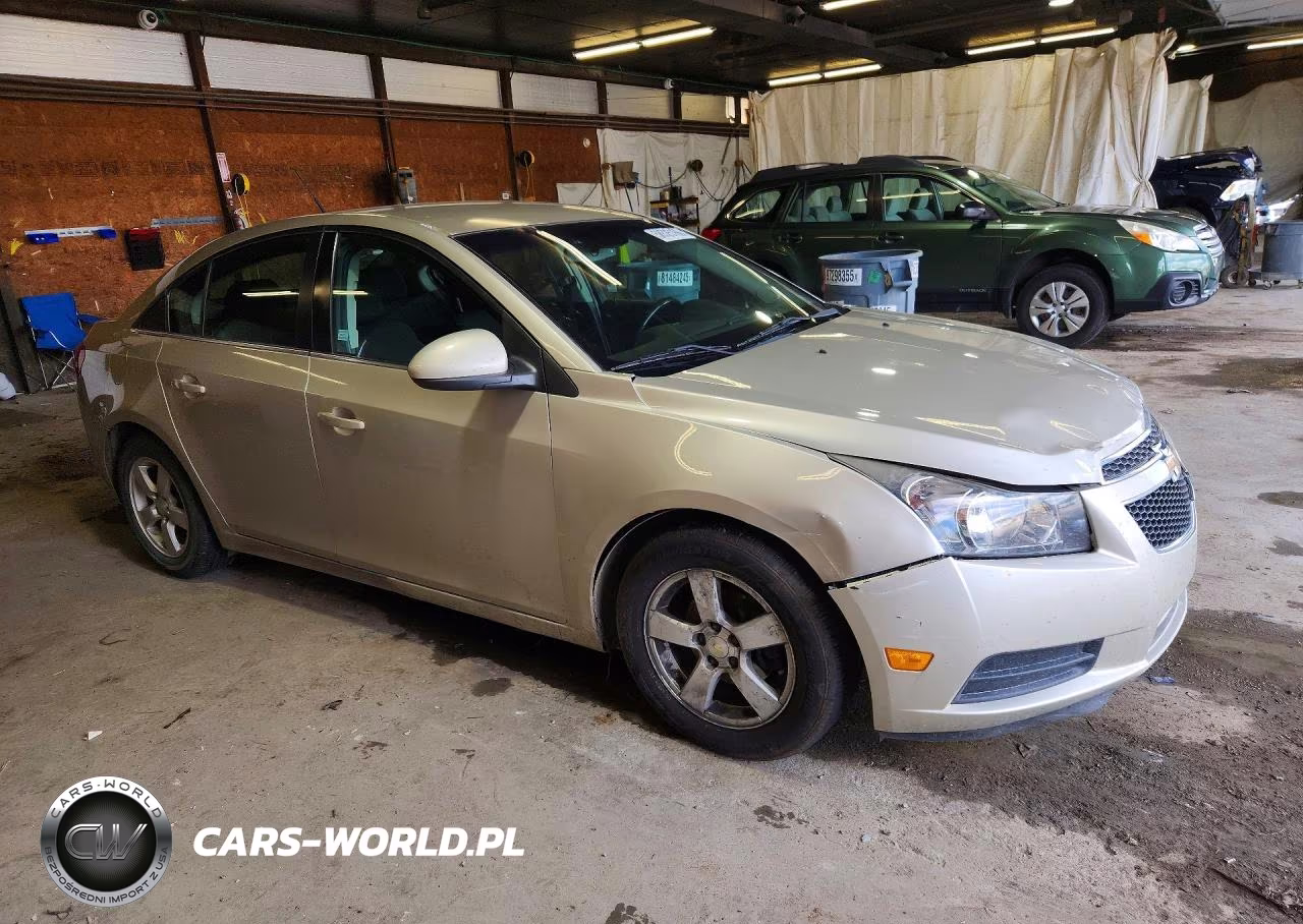 2014 Chevrolet Cruze Lt VIN:1G1PC5SB2E7459717 - 4