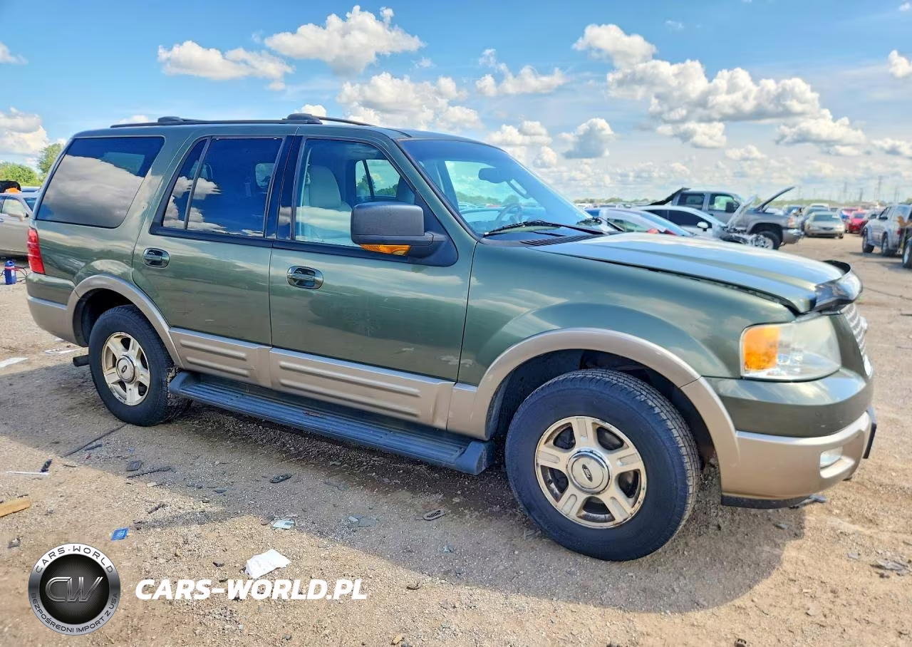 2003 Ford Expedition Eddie Bauer VIN:1FMPU18L43LB47900 - 4