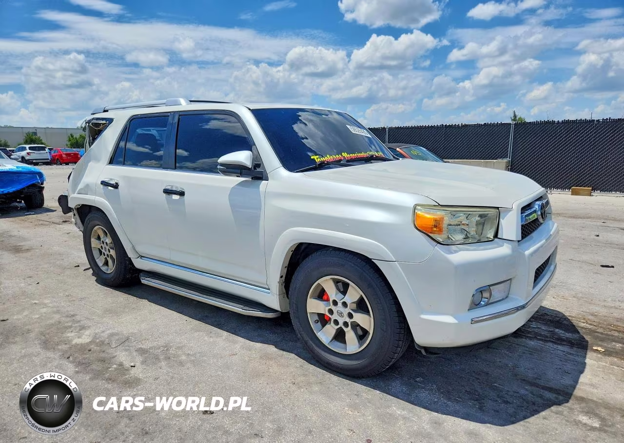 2014 Toyota 4Runner Limited VIN:JTEZU5JR5E5075255 - 4