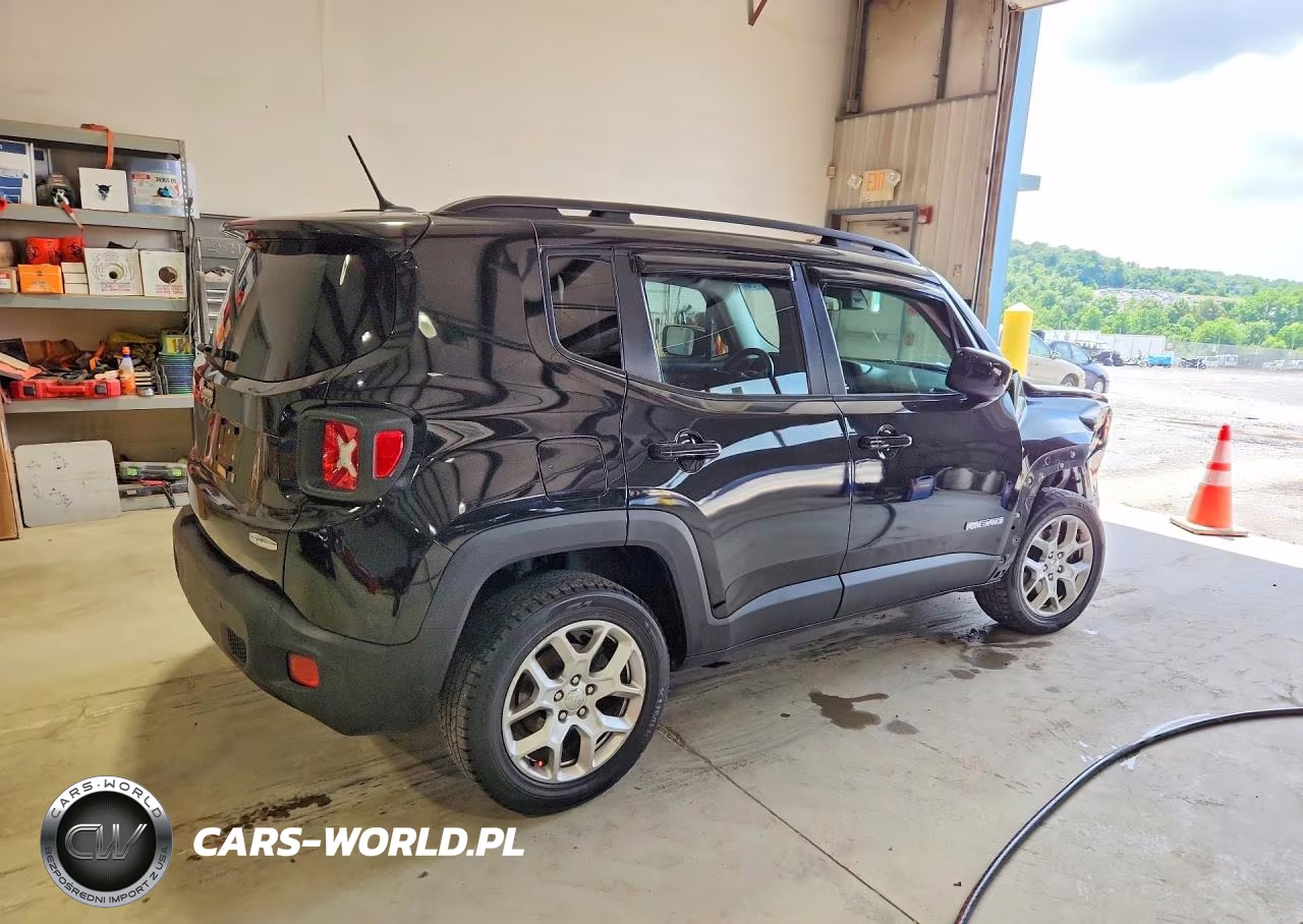 2016 Jeep Renegade Latitude VIN:ZACCJBBT2GPC61034 - 3