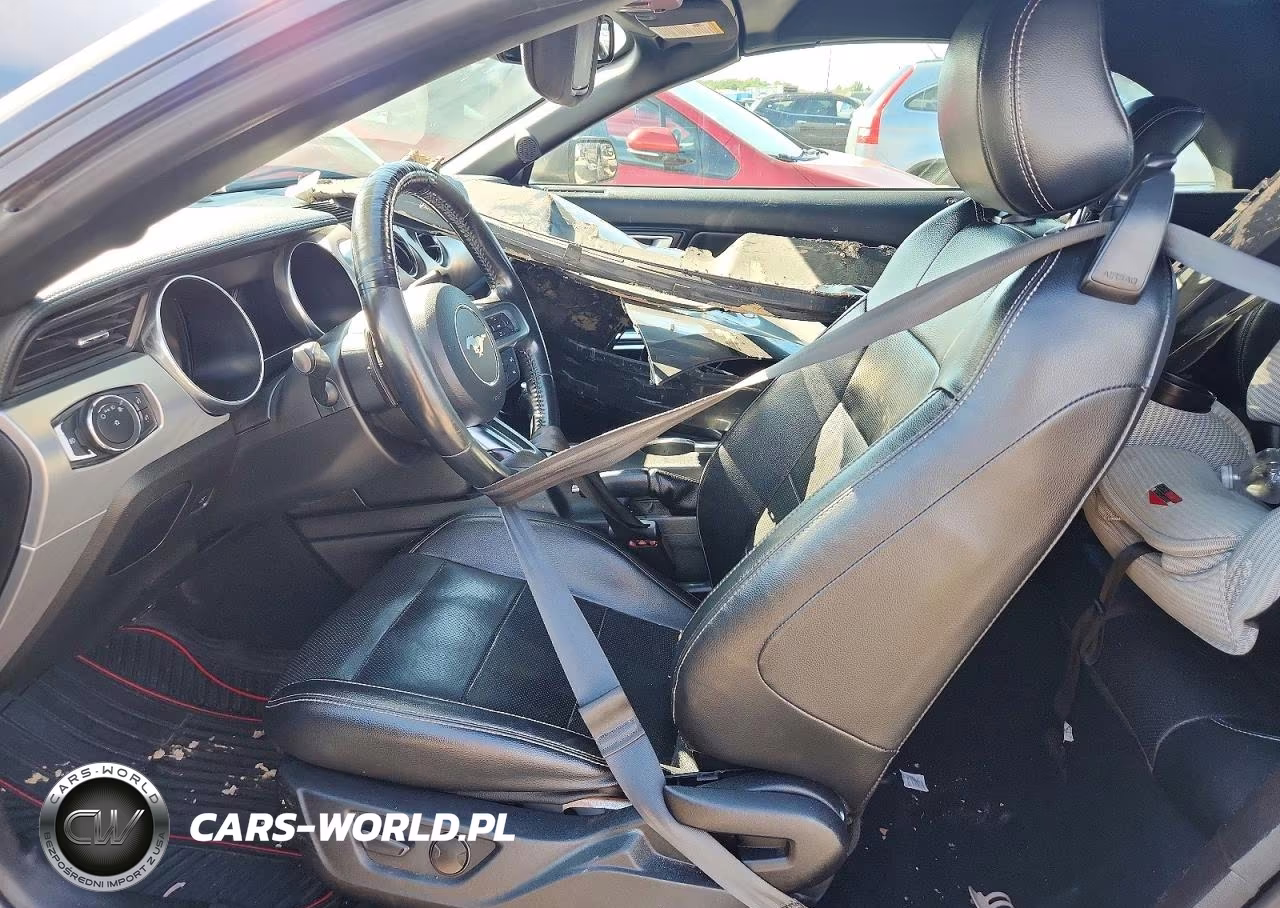 2020 Ford Mustang VIN:1FATP8UHXL5135748 - 7