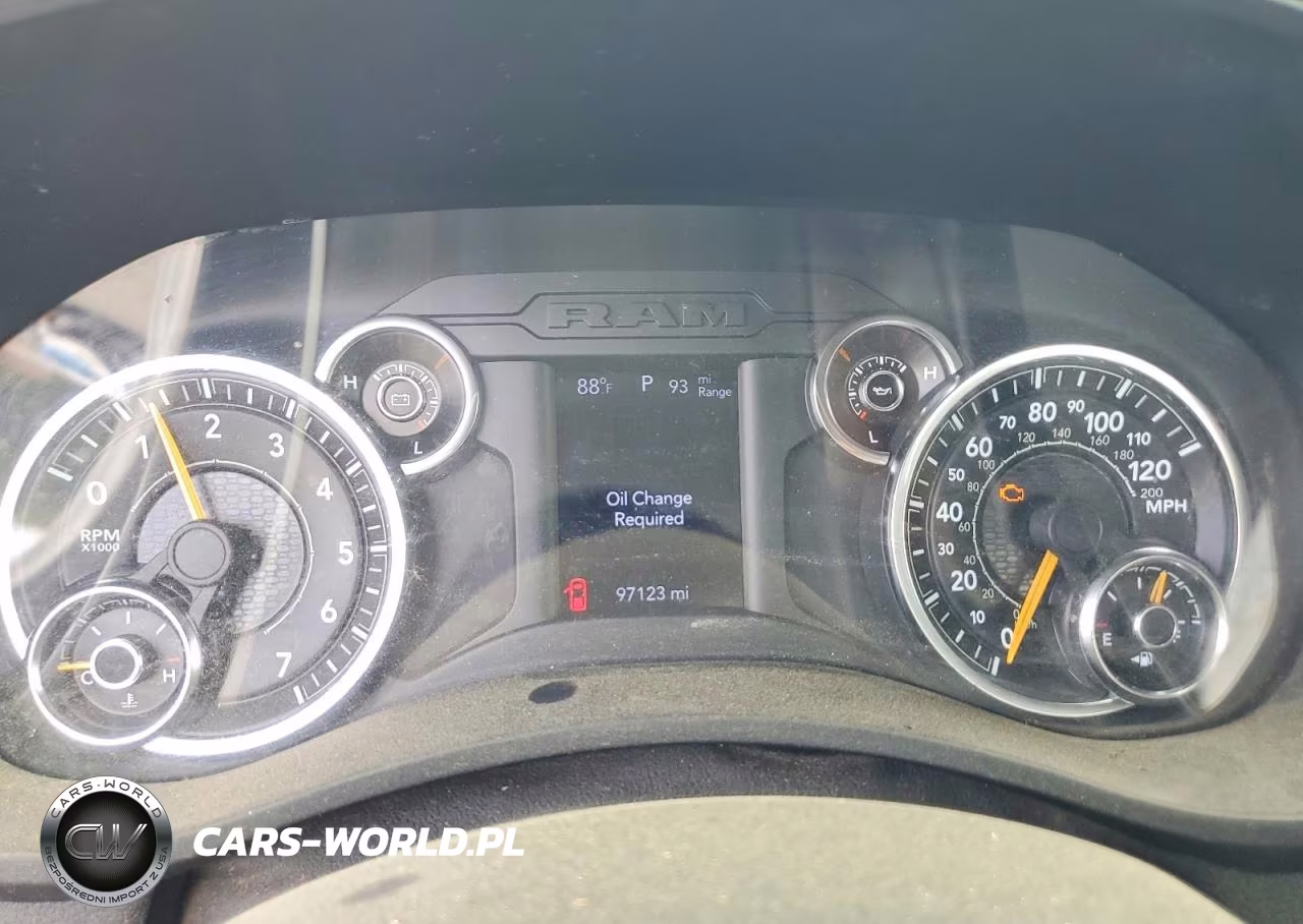 2021 Ram 3500 Tradesman VIN:3C63R3AJXMG574917 - 9