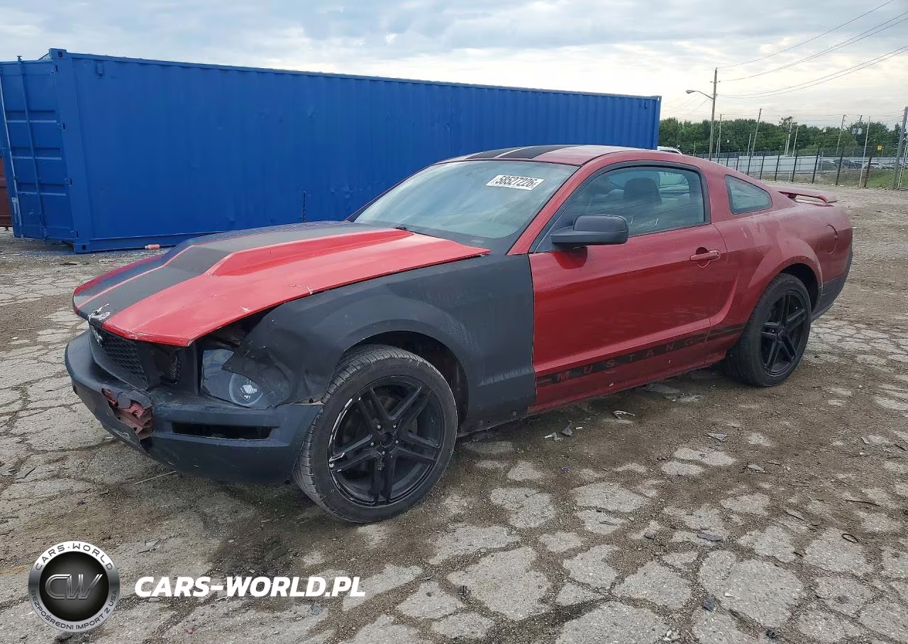 2005 Ford Mustang – zdjęcie 1 z 12