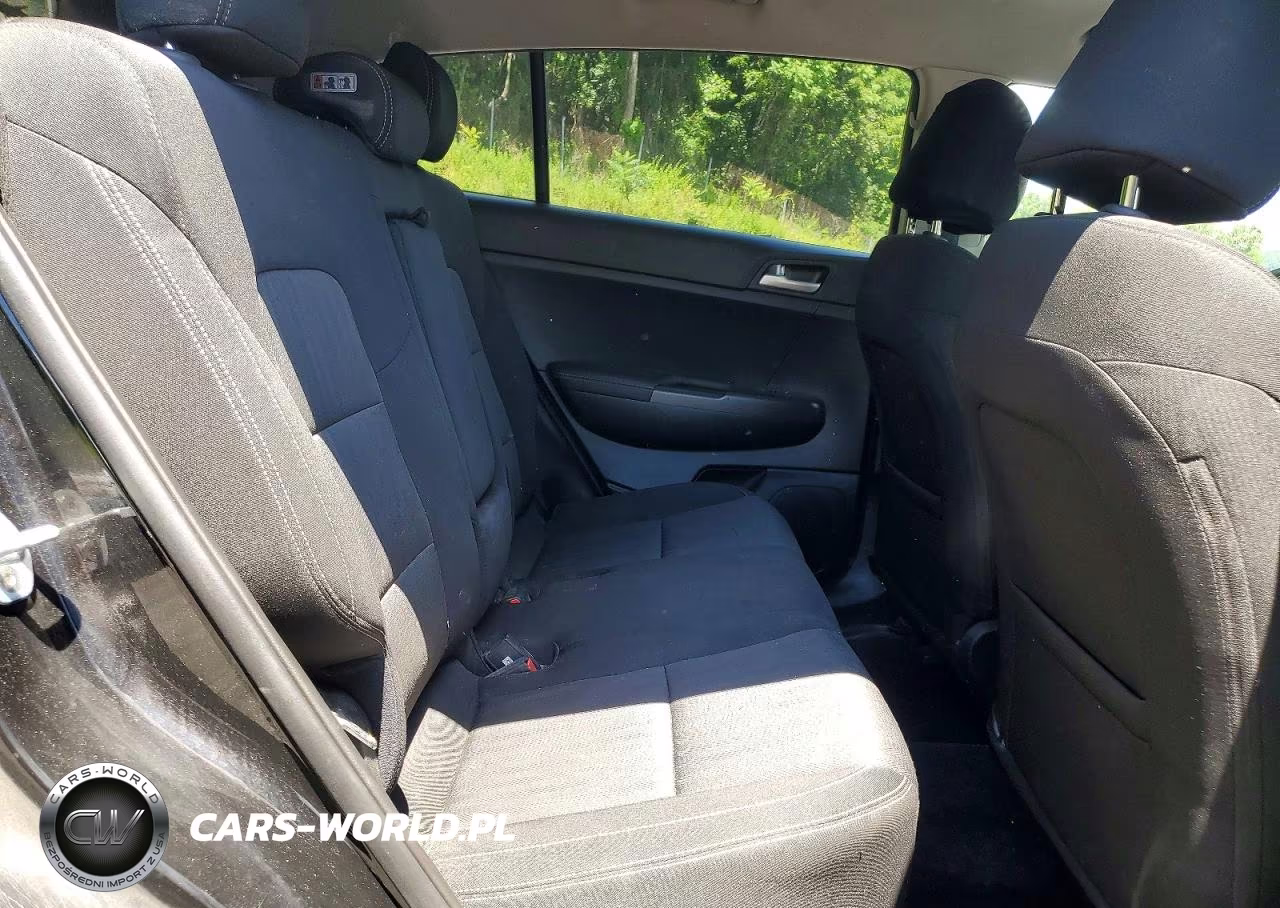 2020 Kia Sportage Lx VIN:KNDPMCAC8L7676348 - 11