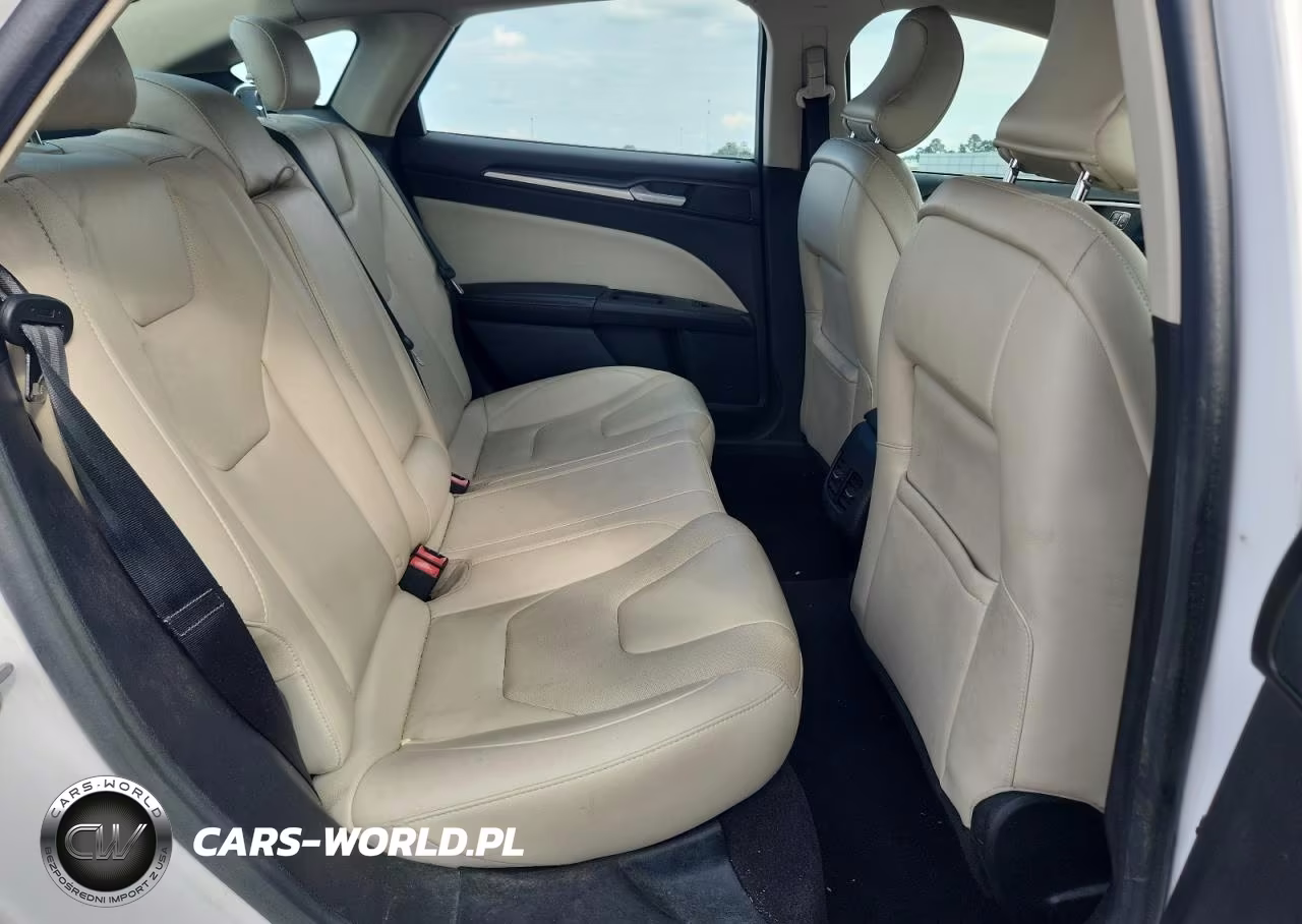 2017 Ford Fusion Titanium VIN:3FA6P0K90HR158910 - 10
