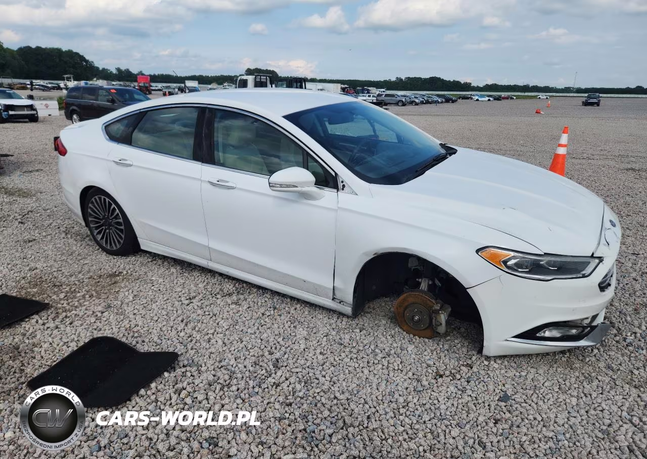2017 Ford Fusion Titanium VIN:3FA6P0K90HR158910 - 4