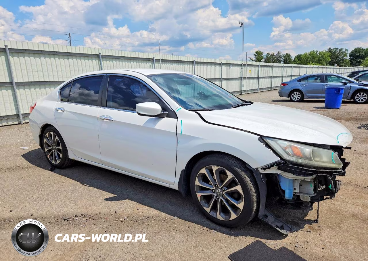 2015 Honda Accord Sport VIN:1HGCR2F52FA025049 - 4