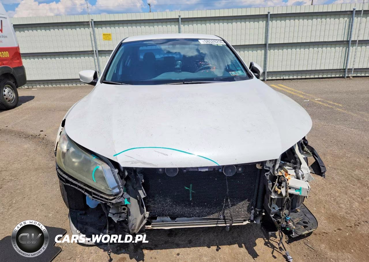 2015 Honda Accord Sport VIN:1HGCR2F52FA025049 - 5