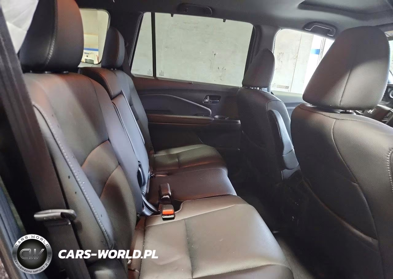 2021 Honda Passport Elite VIN:5FNYF8H01MB030104 - 11