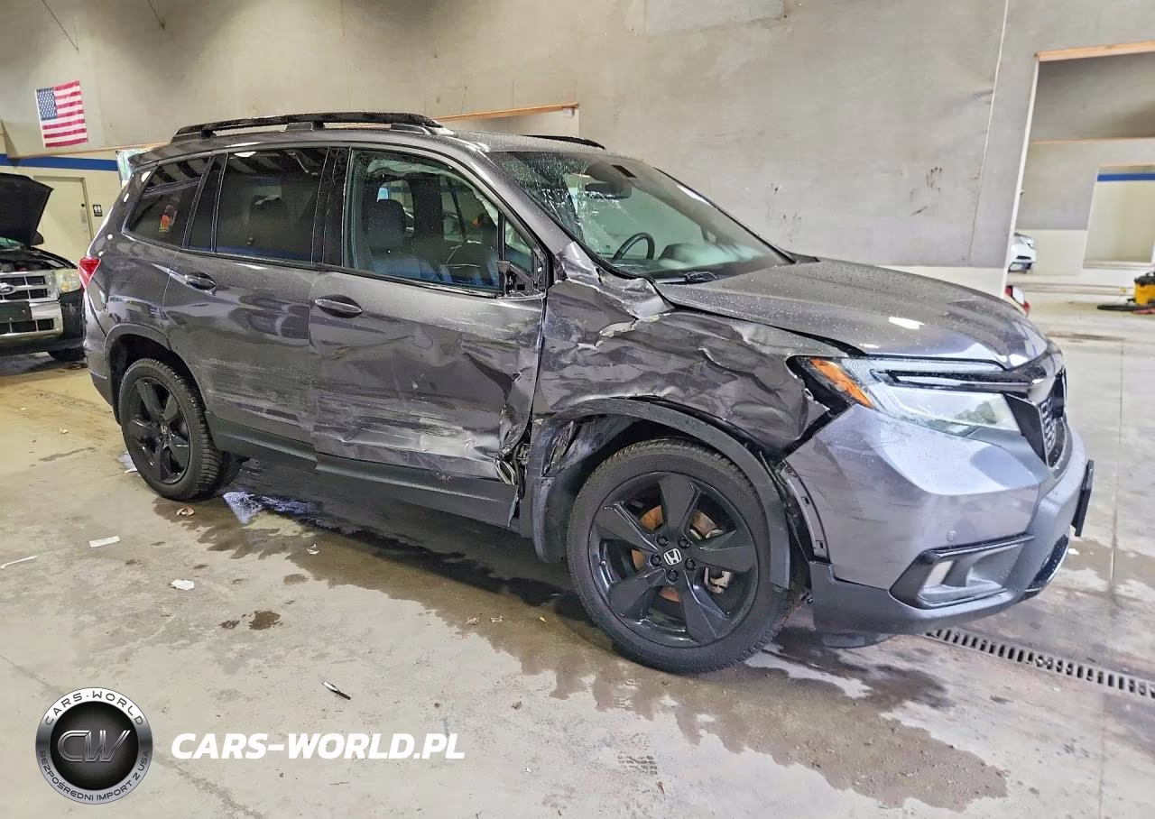 2021 Honda Passport Elite VIN:5FNYF8H01MB030104 - 4