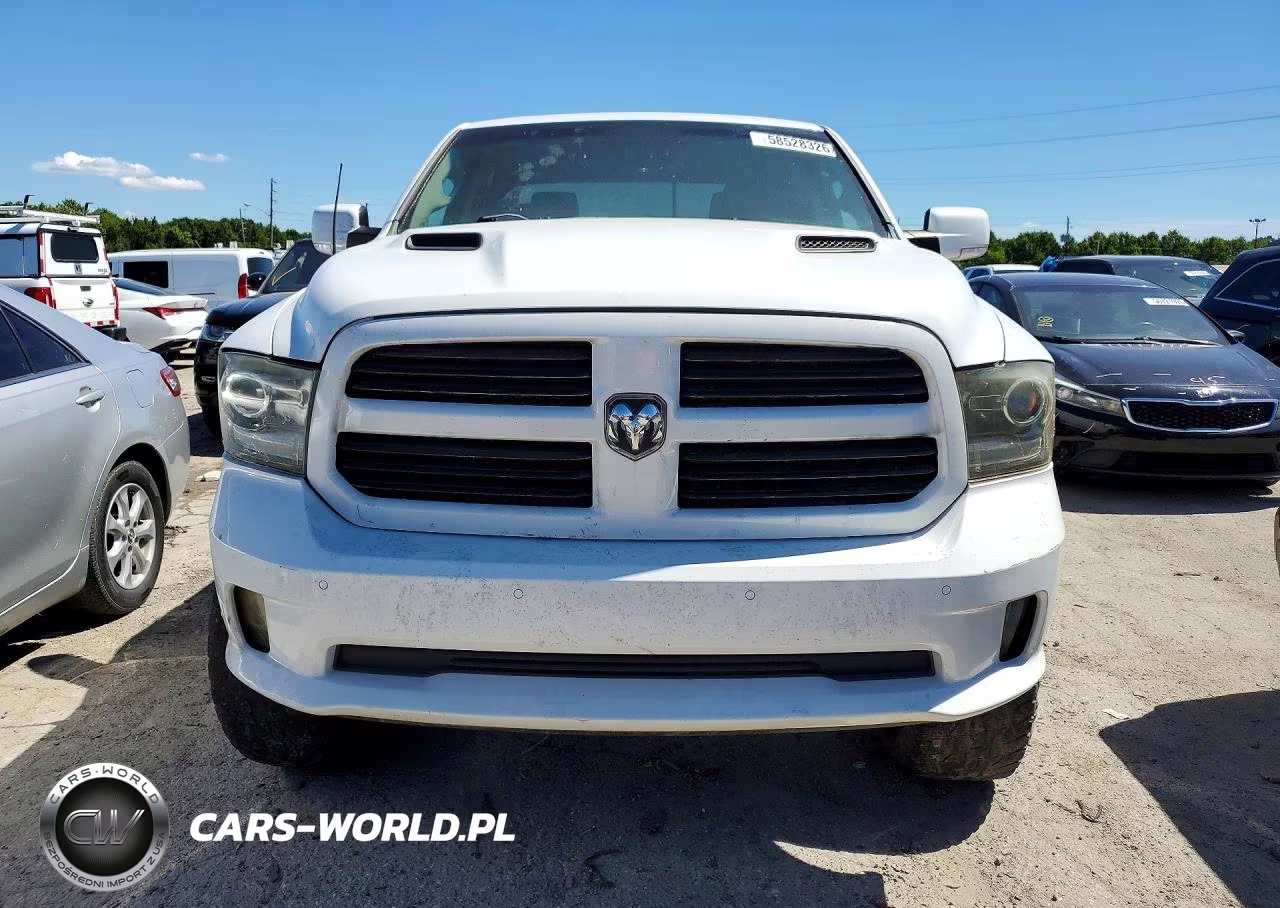 2015 Ram 1500 Sport VIN:1C6RR7MT3FS558360 - 5