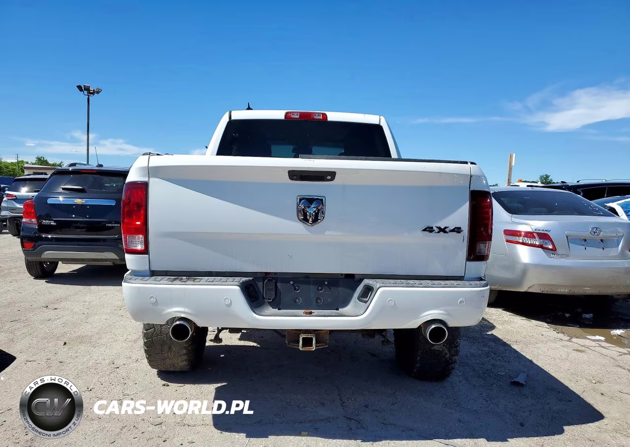 2015 Ram 1500 Sport VIN:1C6RR7MT3FS558360 - 6